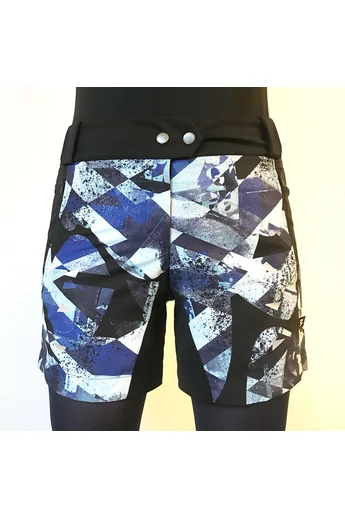 Tomka Csilla Dazee Blue design baggy short women sportswear