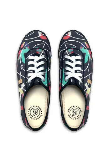 Tomka Csilla / Bikes dark 3-04 B-W art design canvas sneakers 39 / Bringák sötét Fk-Fh művészi mintás dizájn vászon tornacipő