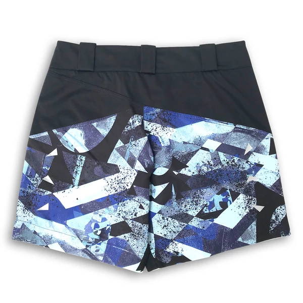 Tomka Csilla Dazee Blue design baggy short women sportswear