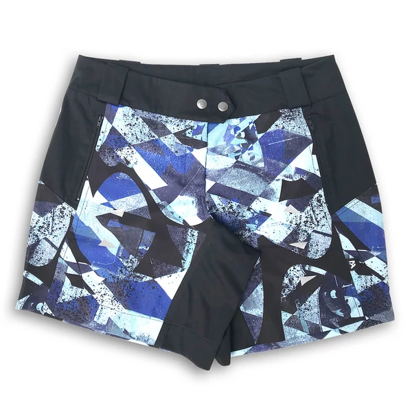 Tomka Csilla Dazee Blue design baggy short women sportswear