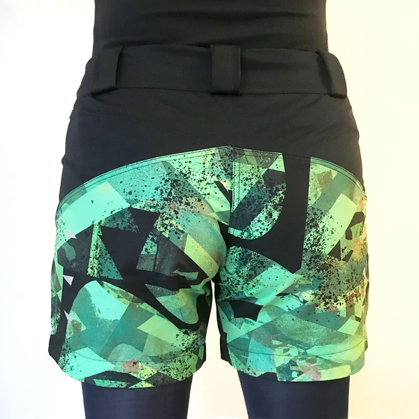 Tomka Csilla Dazee Green1 design baggy short women sportswear