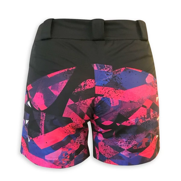 Tomka Csilla Dazee Pink design baggy short women sportswear