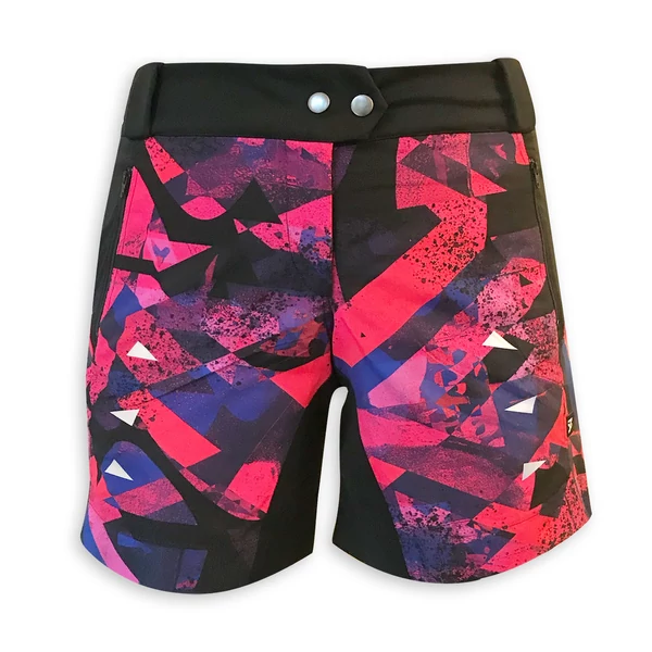 Tomka Csilla Dazee Pink design baggy short women sportswear