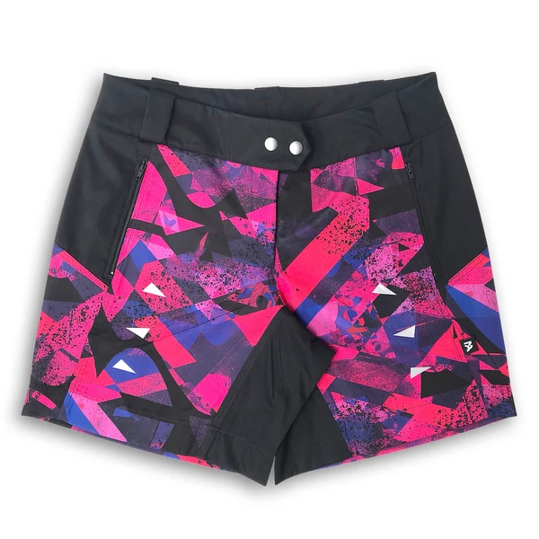 Tomka Csilla Dazee Pink design baggy short women sportswear