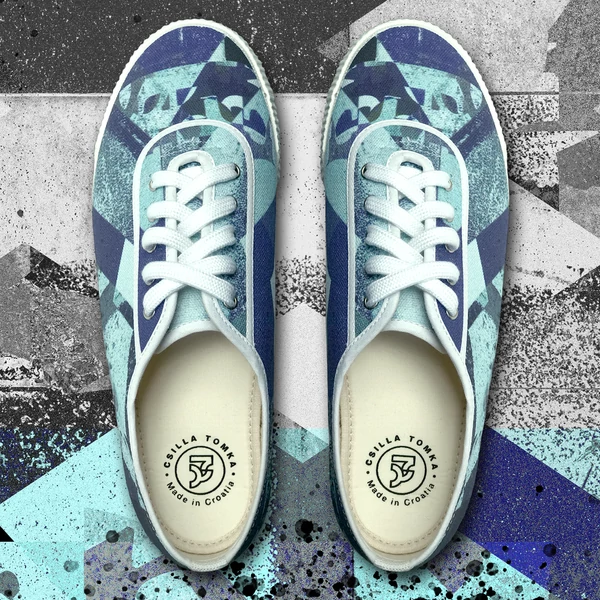 Tomka Csilla / Dazee Blue-White art design canvas sneakers 45 / Kába Kék-Fehér művészi mintás dizájn vászon tornacipő