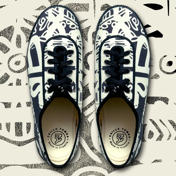 Tomka Csilla / Folyoda B-B art design canvas sneakers 44 / Folyoda Fk-Fk művészi mintás dizájn vászon tornacipő
